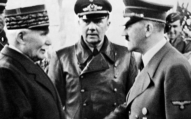 Philippe Pétain et Adolf Hitler à Montoire-sur-le-Loir le 24 octobre 1940.• Crédits : INP / AFP - AFP