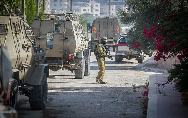 Affrontements entre manifestants palestiniens et forces de sécurité israéliennes à Silwad, au nord de Ramallah, le 31 août 2022. Photo par Flash90