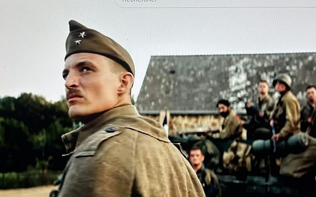 La Bataille de Gaulle. Le Général Leclerc dans le désert du Fezzan Libye 1941. Capture d'écran de la bande-annonce Pathé Cinémas.Publication presse autorisée