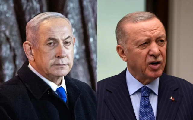 Montage photos (de gauche à droite) : Le Premier ministre Benjamin Netanyahu au musée de la Shoah de Yad Vashem, à Jérusalem, le 5 mai 2024 ; le président turc Recep Tayyip Erdogan pendant une conférence de presse, à Istanbul, en Turquie, le 3 mai 2024. (Crédits : Chaïm Goldberg/Flash90 ; Khalil Hamra/AP Photo)