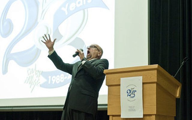 Rabbi David Nesenoff was the keynote speaker at the gala. (Chronicle photos by Ohad Cadji)