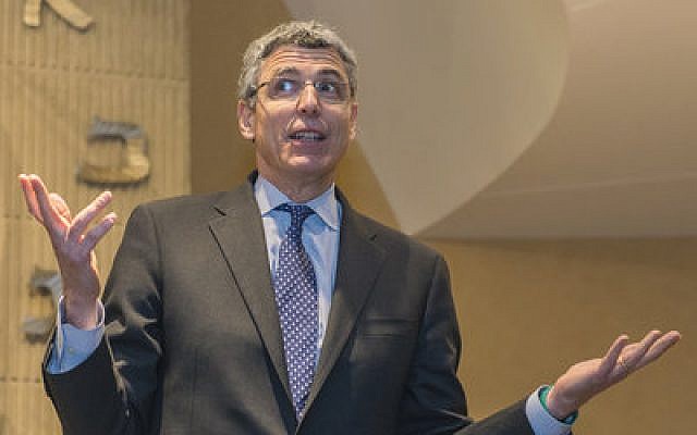 Rabbi Rick Jacobs makes a point at the Temple Emanuel town hall, Thursday, Feb. 27. (Dale Lazar photo)