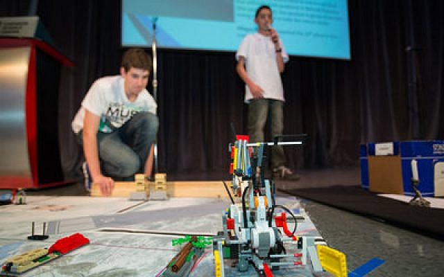 A robotics presentation and demonstration highlighted the event, which included arts and crafts, an IMAX feature and Israeli dancing.