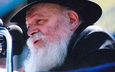 Rabbi Menachem Mendel Schneerson in Brooklyn in May 1987. (Credit: Mordecai Baron via Wikimedia Commons)