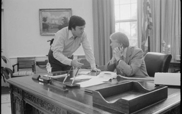 Hamilton Jordan consults with Jimmy Carter in the Oval Office.
(White House photo)