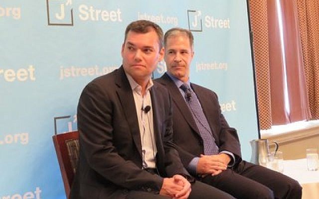 Journalist Peter Beinart, left, speaks alongside pollster Jim Gerstein at a J Street session in Philadelphia during the Democratic National Convention. 
Photo by Ron Kampeas