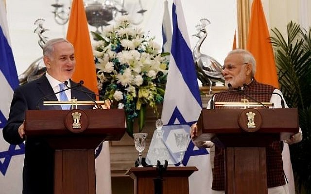 Israeli Prime Minister Benjamin Netanyahu and Indian Prime Minister Narendra Modi make a joint appearance in India. (Photo by Avi Ohayon/GPO)