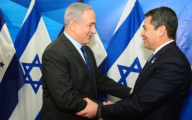 Israeli Prime Minister Benjamin Netanyahu, left, meeting with Juan Orlando Hernandez, president of the Republic of Honduras, in Jerusalem, Oct. 29, 2015. (Photo by Kobi Gideon /GPO via Getty Images)