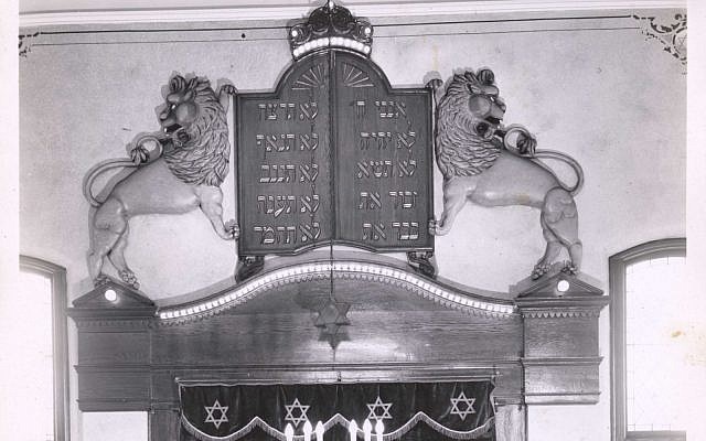 A group of young Jewish women in New Castle commissioned these Lions of Judah to adorn the ark of the Tifereth Israel synagogue on Jefferson Street. The sculpture now hangs in the sanctuary of B’nai Abraham Congregation in Butler.


(Photo courtesy of the Rauh Jewish History Program & Archives.)