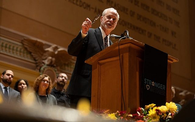 Rabbi Hazzan Jeffrey Myers speaks at a vigil for the Tree of Life victims at Soldiers & Sailors Memorial Hall on Sunday, Oct. 29, 2018. (Photo by Joshua Franzos)