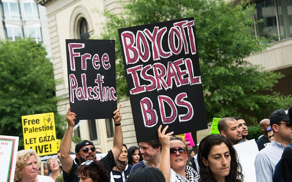 Thousands marched in Washington, D.C., to protest against U.S. support for Israel’s offensive in Gaza in 2014.	Photo by rrodrickbeiler/iStockphoto.com
