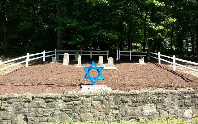 Achavas Achim Cemetery in White Oak  Photo provided by Mark Pudlowski
