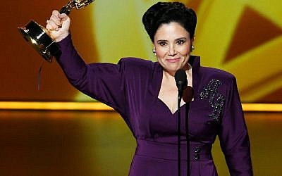 LOS ANGELES, CALIFORNIA - SEPTEMBER 22: (EDITORS NOTE: This image is a retransmission)  Alex Borstein accepts the Outstanding Supporting Actress in a Comedy Series award for 'The Marvelous Mrs. Maisel' onstage during the 71st Emmy Awards on September 22, 2019 in Los Angeles, California. (Photo by Kevin Winter/Getty Images)