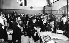 UNSPECIFIED - OCTOBER 27:  Jewish immigrants arriving at immigration office in Ellis Island in New York c. 1910  (Photo by Apic/Getty Images)
