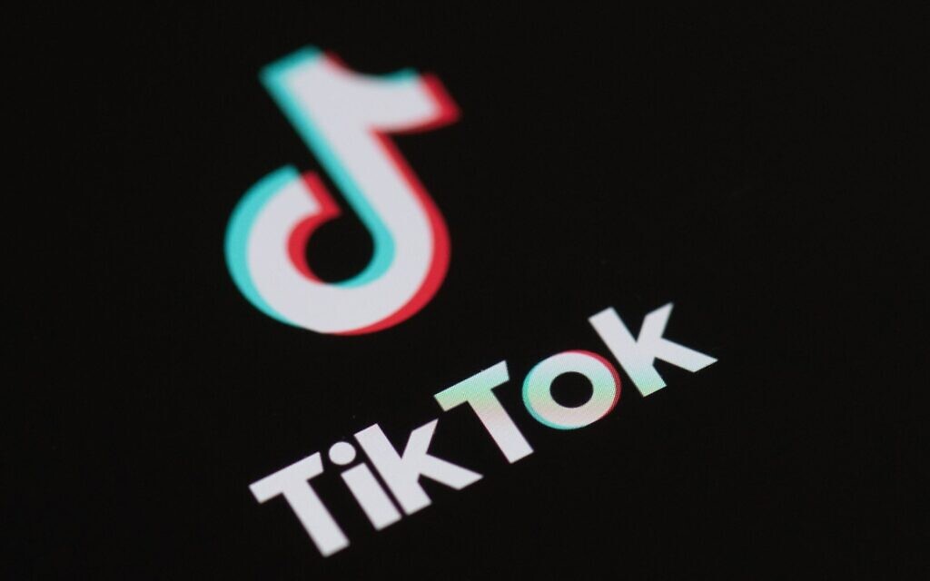 Logo of the social network application Tik Tok on the screen of a phone. (Martin Bureau/AFP via Getty Images)