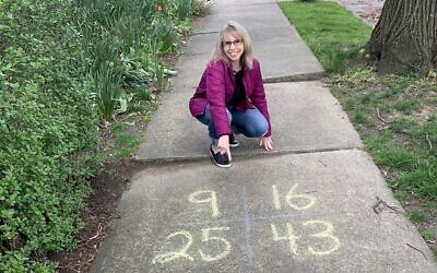 Leslie Frischman and her sidewalk math (Photo courtesy of Leslie Frischman)
