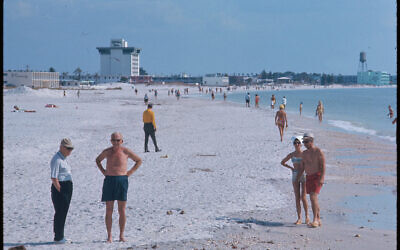 Miami Beach, Florida, April 1974. (Bernard Gotfryd Photograph Ccollection/Library of Congress)