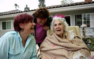 Maxine Lapiduss, Sally Lapiduss & Esther Lapiduss in "IT'S NOT A BURDEN." Photo courtesy of Greenie Films.