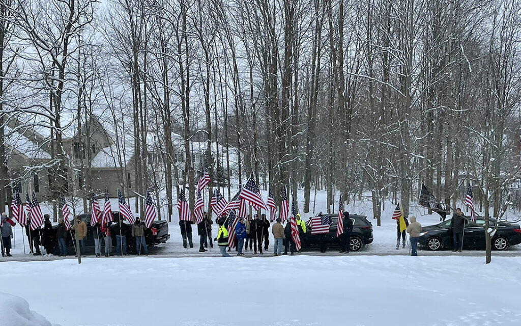 'Christian veterans' protest outside Jewish politician's home as priest compares vaccine mandates to Nazis - Vimarsana News