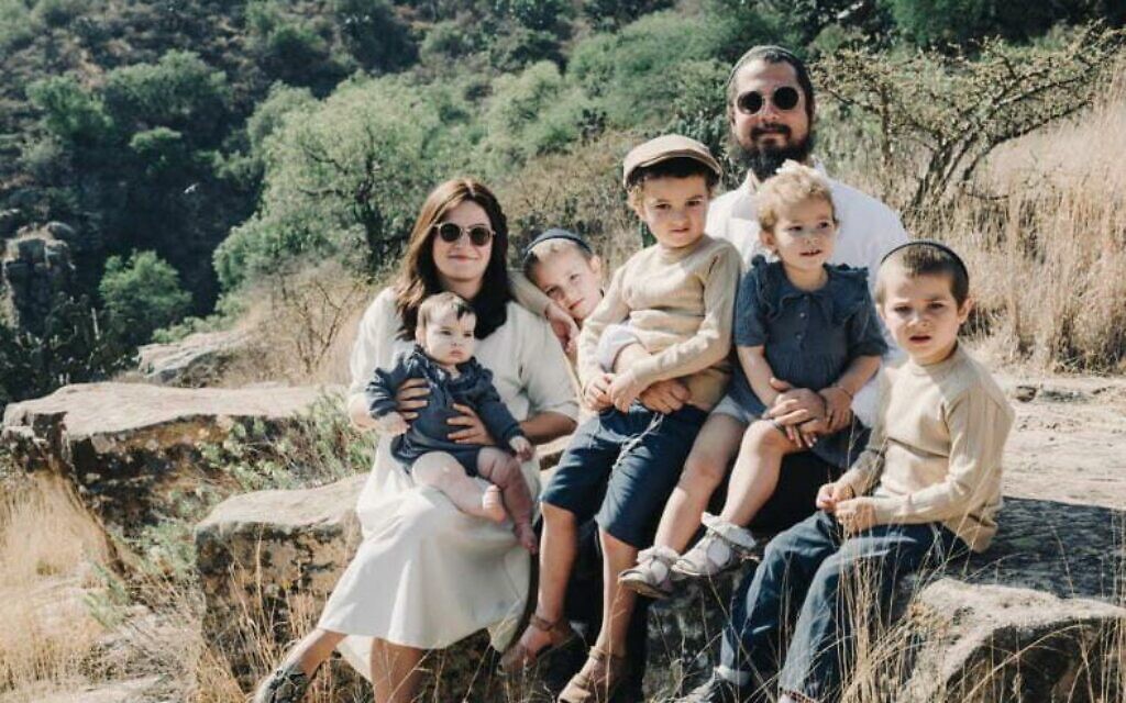 A Jewish home in Mexico isn't only a dream — it's life for this Lubavitch couple - Vimarsana News