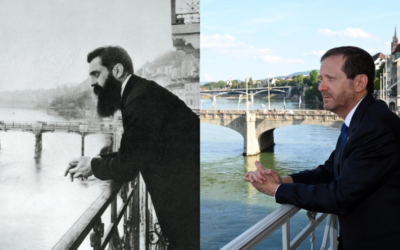 Israeli President Isaac Herzog reenacting a famous photograph of Theodor Herzl (Photo courtesy of Haim Zach/GPO)