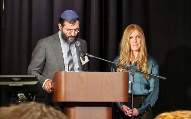 Rabbi Mordy and Rivkee Rudolph accept the Doris & Leonard H. Rudolph Jewish Communal Professional Award. Photo by Adam Reinherz