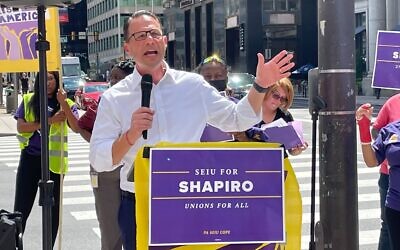 Pennsylvania Attorney General and gubernatorial candidate Josh Shapiro speaks at a rally with union workers on Aug. 18, 2022. (Photo by Jacob Kornbluh)