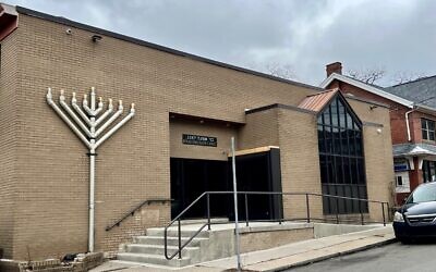 B'nai Emunoh Chabad in Greenfield (Photo by Maureen Kelly Busis)