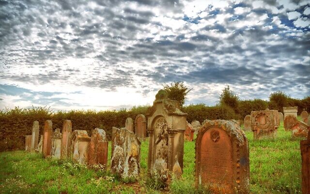 Some Jewish cemeteries will not bury a cremated body. Photo by Tanja-Milfoil, courtesy of flickr.com.