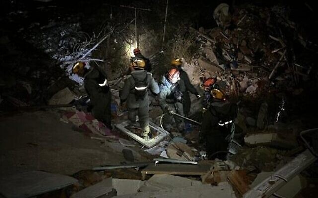 IDF search and rescue teams work to find survivors after an earthquake in Turkey on Feb. 9, 2023. (Israel Defense Forces)