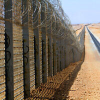 The Israeli security fence along Egyptian border, built in 2012. (Photo by Idobi via Wikimedia Commons, via JNS)