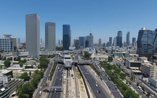 Tel Aviv, Israel ((אלכסיי בוגוסלבסקי) Alexey Bogoslavsky, CC BY-SA 4.0 , via Wikimedia Commons)