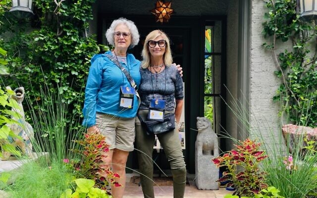 Master Gardeners Lauren Mallinger and Elaine Silver-Liberati in Overland Park, Kansas. Photo courtesy of Lauren Mallinger