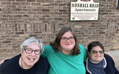 From left: Sharon Notovitz, Keely Chuba and Sharon Shapiro gather outside Morris Hall, a building supported by The Branch. Photo courtesy of Keely Chuba