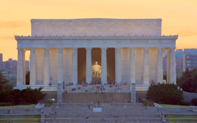 The Lincoln Memorial in Washington, D.C. (Trevor Carpenter)