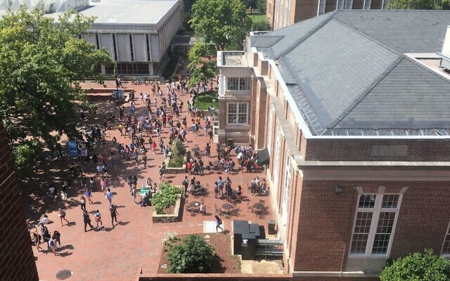 View from Davis Library of students on "the Pit" at the University of North Carolina at Chapel Hill, Chapel Hill, North Carolina, Sept. 6, 2019. (Hameltion via Creative Commons)