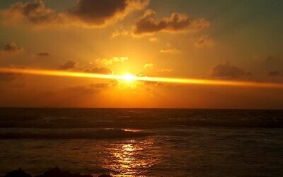 Sunset at Ashdod (Photo by Iforce courtesy of flickr.com)