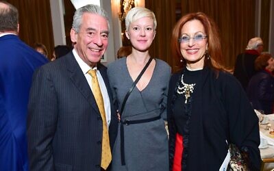 Left to right, George Krupp, Liana Krupp and Liz Krupp attend Alzheimer's Drug Discovery Foundation Seventh Annual Fall Symposium & Luncheon at The Pierre Hotel in New York City, Nov. 14, 2016. (Sean Zanni/Patrick McMullan via Getty Images)