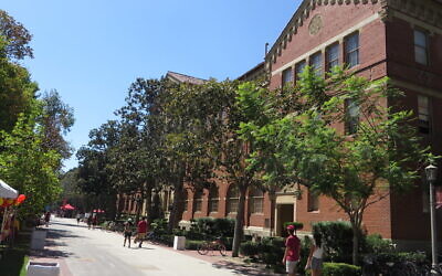 University of Southern California (USC), Los Angeles, California. (Photo by Ken Lund, courtesy of flickr.com)