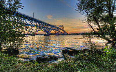 View from south Grand Island. (Photo by Craig Fildes, courtesy of flickr.com)