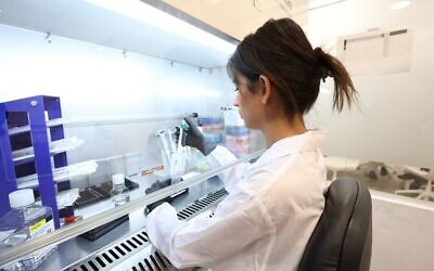 A scientist working at NeuroKaire's R&D lab in Tel Aviv. (Courtesy photo via The Times of Israel)