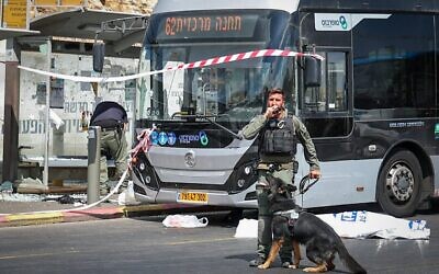 Israeli security forces and first responders at the site of a terrorist shooting attack in northern Jerusalem, Sept. 8, 2025. (Photo by Oren Ben Hakoon/Flash90)
