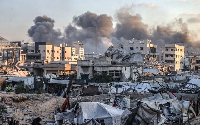 Smoke rises following Israeli airstrikes in Gaza City, Sept. 14, 2025. (Ali Jadallah/Anadolu via Getty Images) Smoke rises following Israeli airstrikes in Gaza City, Sept. 14, 2025. (Ali Jadallah/Anadolu via Getty Images)