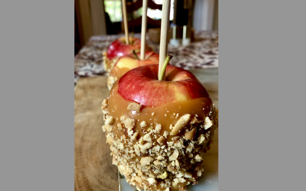 Caramel apples (Photo by Jessica Grann)