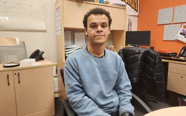 Zev Schreiber sits in a teen-centered workspace inside the Jewish Community Center of Greater Pittsburgh. (Photo by Adam Reinherz) Zev Schreiber sits in a teen-centered workspace inside the Jewish Community Center of Greater Pittsburgh. (Photo by Adam Reinherz)
