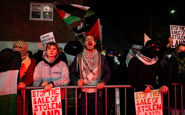 Anti-Zionist protesters in New York City, January 8, 2026. (Luke Tress/Times of Israel) Anti-Zionist protesters in New York City, January 8, 2026. (Luke Tress/Times of Israel)