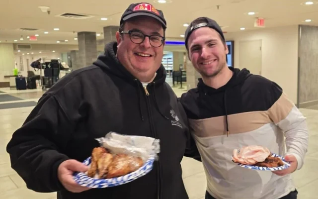Stranded travelers diverted to Minneapolis-St. Paul International Airport as a result of a snowstorm that gripped the United States enjoy kosher food courtesy of Chabad, Jan. 24-25, 2026. (Credit: Courtesy of Chabad of Minnesota)