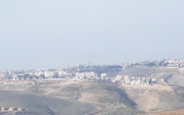 Panorama of Ma'ale Adumim (Photo by Yiftachsam, Public domain, via Wikimedia Commons) Panorama of Ma'ale Adumim (Photo by Yiftachsam, Public domain, via Wikimedia Commons)