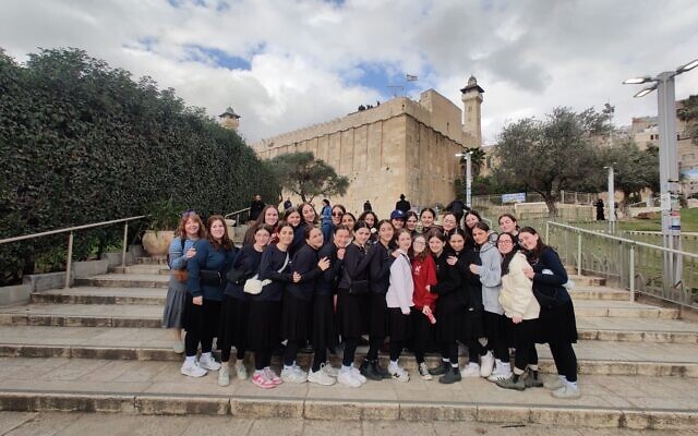 Visiting ancient sites afforded new insights to Yeshiva Schools of Pittsburgh Girls High School students. (Photo courtesy of Yeshiva Schools of Pittsburgh) Visiting ancient sites afforded new insights to Yeshiva Schools of Pittsburgh Girls High School students. (Photo courtesy of Yeshiva Schools of Pittsburgh)