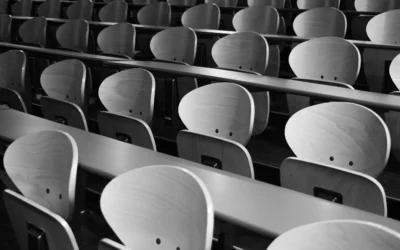 Lecture chairs. (Credit: johnykessler/Pixabay)